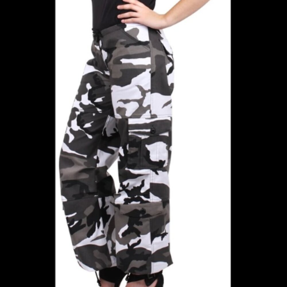 ROTHCO WOMENS PARATROOPER COLORED CAMO FATIGUES Size S